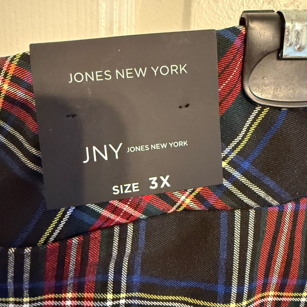 Jones New York Multicolor‎ Plaid Pants - Picture 3 of 3